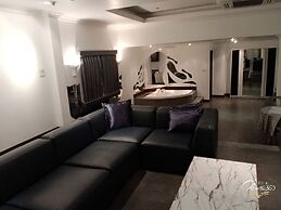 115sqm Studio Type Jacucci - Apartment 301