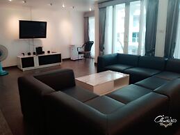 115sqm Studio Type Jacucci - Apartment 301
