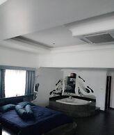 115sqm Studio Type Jacucci - Apartment 301