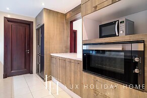 LUX The Burj Khalifa View Garden Suite