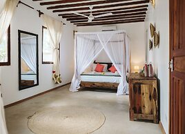 Bahati Sunset Bungalows