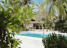 Bahati Sunset Bungalows