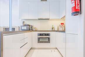 Charming 1BR Apt - Near Downtown Dubai