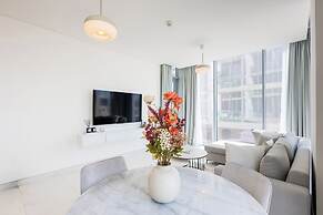 Charming 1BR Apt - Near Downtown Dubai