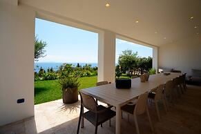 Villa 16 Dh rmi 8BR With Private Pool