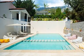 Villa 16 Dh rmi 8BR With Private Pool