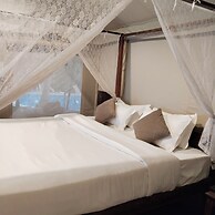 Goya Gate Beach Resort