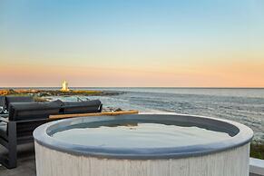 Shelley Point Beach Villa