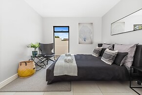 Shelley Point Beach Villa