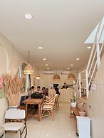 Laiwaii Hotel