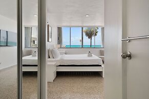 Coastal Charm Panoramic Scenes Direct Shorelin