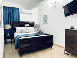 Rainforesthouse4-bl in Ceiba