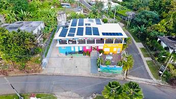 Rainforesthouse1-bl in Ceiba