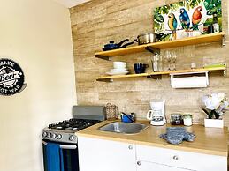 Rainforesthouse1-bl in Ceiba