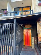 LA CHIVA HOSTEL