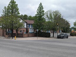 LEISURE INN