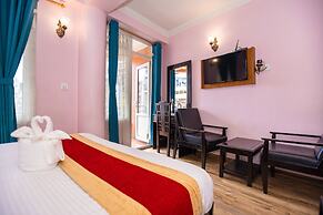 Hotel Thamel Center
