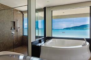 Built on the Beach 4BR 5star Resort V221