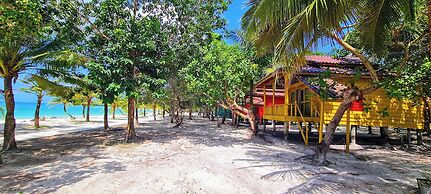 Koh Rong Beach Hostel and Bungalow