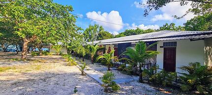 Koh Rong Beach Hostel and Bungalow