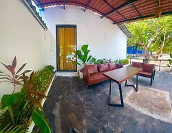 Koh Rong Beach Hostel and Bungalow