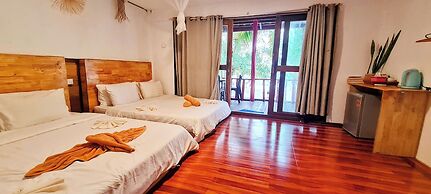 Koh Rong Beach Hostel and Bungalow