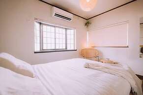 5BDR 1.5BA Osaka Castle House