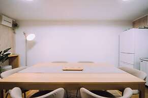 5BDR 1.5BA Osaka Castle House