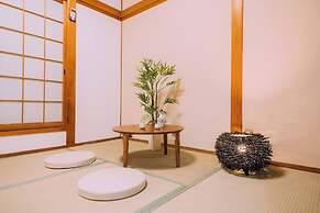 5BDR 1.5BA Osaka Castle House