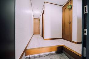 5BDR 1.5BA Osaka Castle House