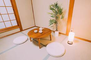 5BDR 1.5BA Osaka Castle House