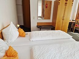 City Hotel