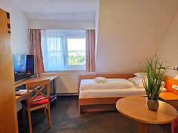 City Hotel