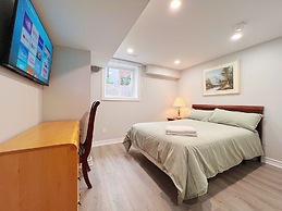 Cozy & Modern Ensuite Basement Rooms - Steps to Subway & Downsview Rog