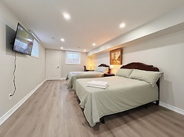 Cozy & Modern Ensuite Basement Rooms - Steps to Subway & Downsview Rog
