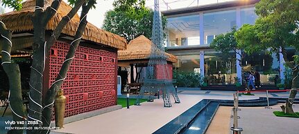KOSHI AERO CLUB & RESORT