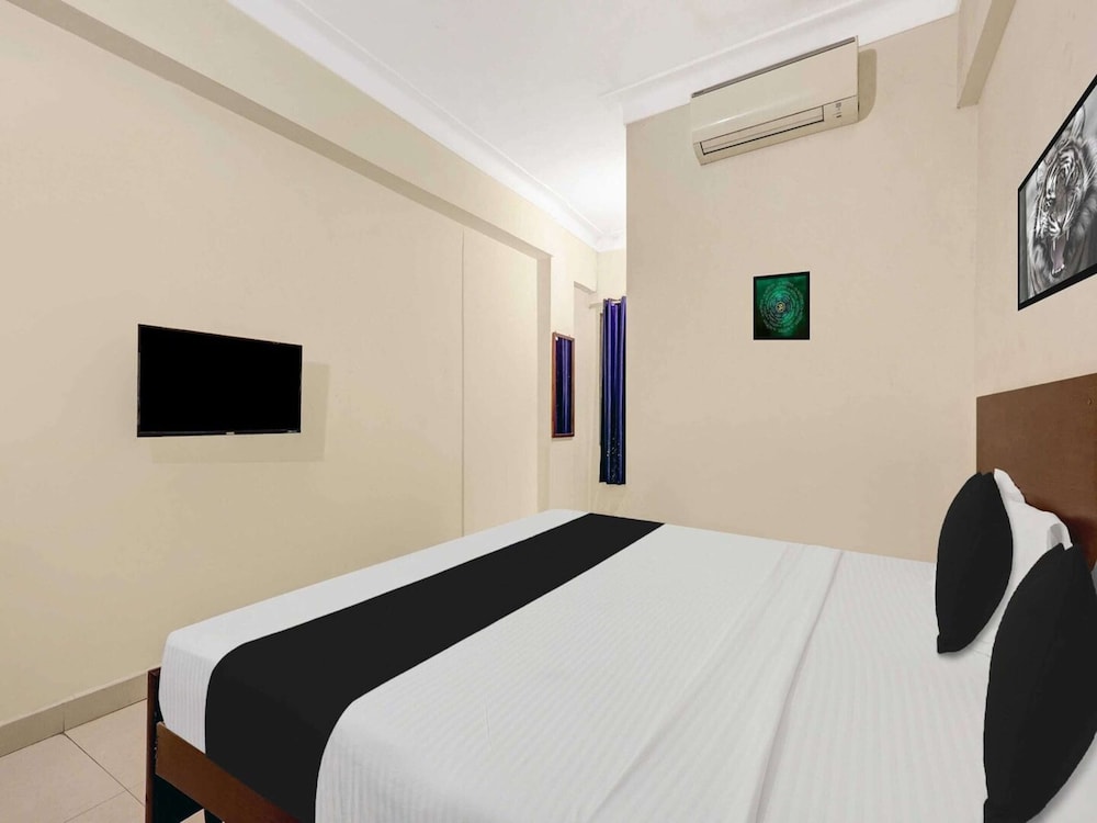 Hotel O Jagadamba Junction