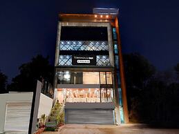 Townhouse Oak Rispana Bridge Dehradun