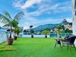 Kingston 13 @ Penang Hill
