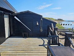 2 Bed Cottage-sleeps 4-harbour & Sea View