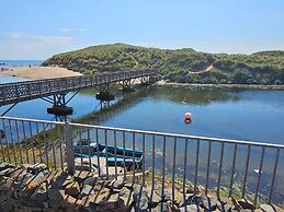 2 Bed Cottage-sleeps 4-harbour & Sea View
