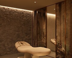 F ZEEN ATHENS – Adults Only
