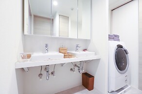 URNA SANDS HOTEL