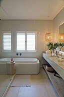Sala Beach House