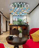 Westlake Lion Boutique Studio & Spa