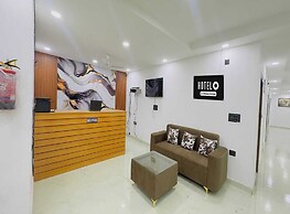 Hotel O Sector 18 Metro Station