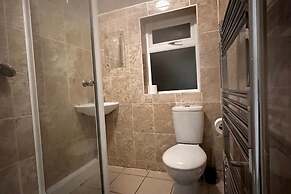 Curzon Street Retreat - 4 Beds