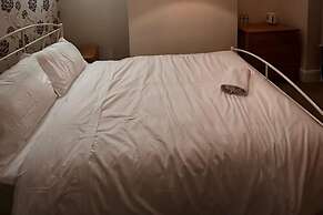 Curzon Street Retreat - 4 Beds