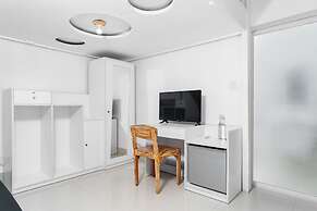 Vande Guest House