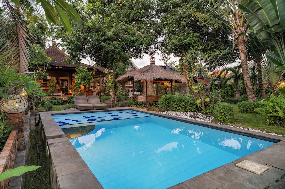 Vande Guest House